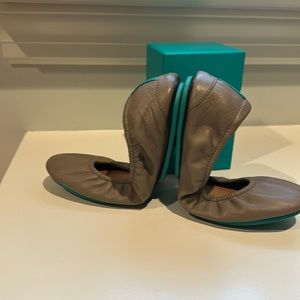 Tieks size 8